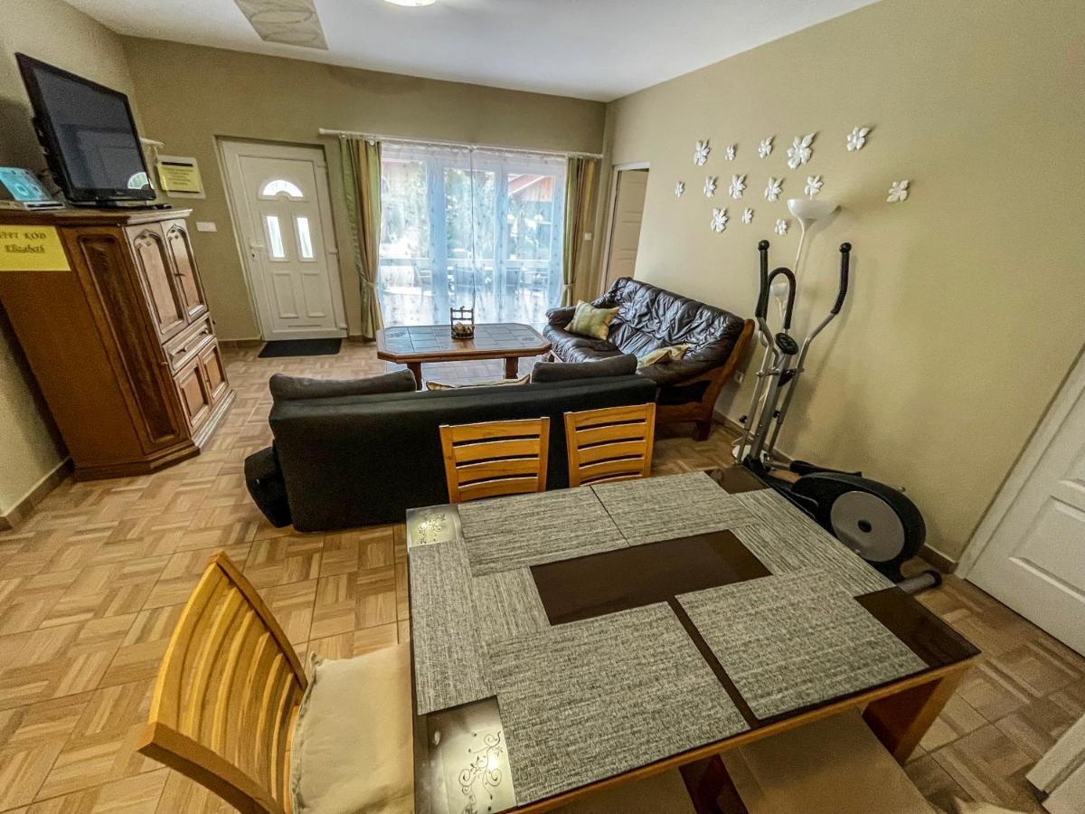 Elizabeth Apartman Tokaj Exterior photo