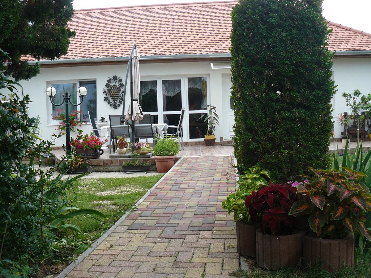 Elizabeth Apartman Tokaj Exterior photo